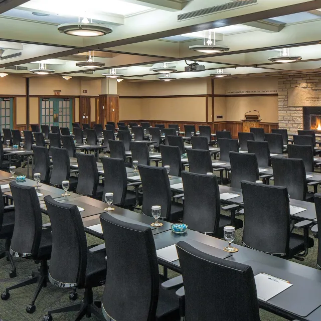 Lied Lodge Rosenow room