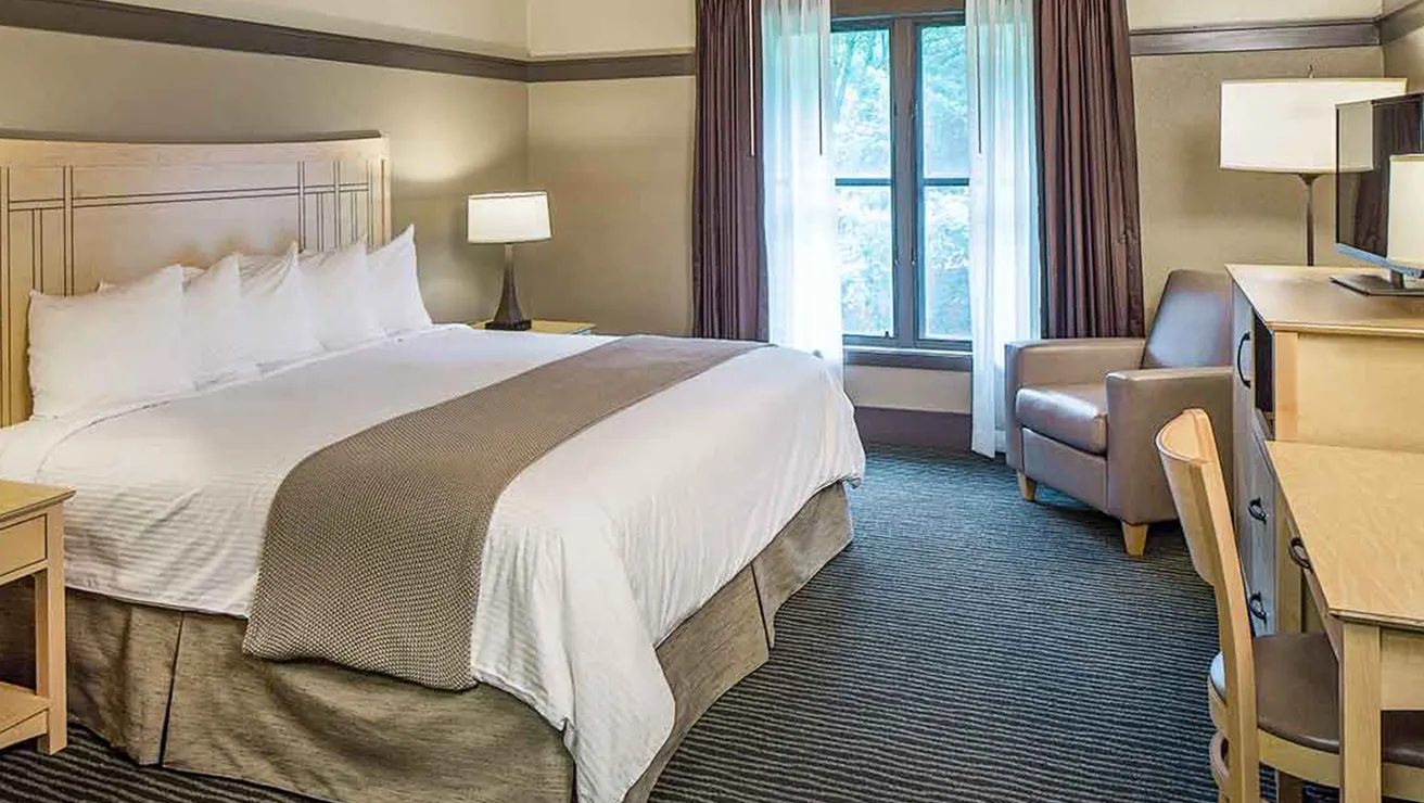 Lied Lodge Kind bed room